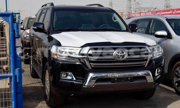 Buy Import Toyota Land Cruiser Black Car in Import - Dubai in Ayeyarwady Buy Import Toyota Land Cruiser Black Car in Import - Dubai in Ayeyarwady