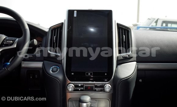 Buy Import Toyota Land Cruiser Black Car in Import - Dubai in Ayeyarwady Buy Import Toyota Land Cruiser Black Car in Import - Dubai in Ayeyarwady