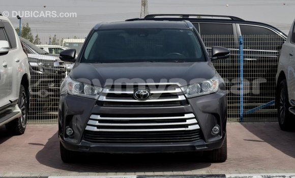 Buy Import Toyota Highlander Other Car in Import - Dubai in Ayeyarwady Buy Import Toyota Highlander Other Car in Import - Dubai in Ayeyarwady