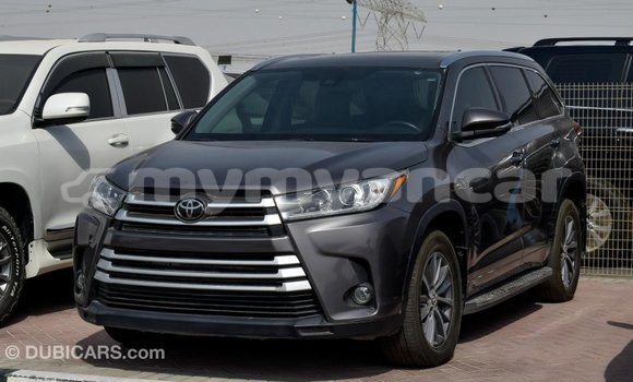 Buy Import Toyota Highlander Other Car in Import - Dubai in Ayeyarwady Buy Import Toyota Highlander Other Car in Import - Dubai in Ayeyarwady