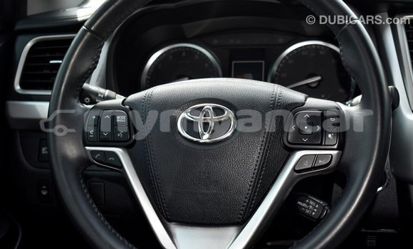 Buy Import Toyota Highlander Other Car in Import - Dubai in Ayeyarwady Buy Import Toyota Highlander Other Car in Import - Dubai in Ayeyarwady