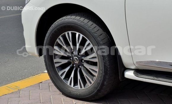 သွင်းကုန် Nissan Patrol White ကား Import - Dubai Ayeyarwady သွင်းကုန် Nissan Patrol White ကား Import - Dubai Ayeyarwady