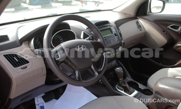 Buy Import Hyundai Tucson Beige Car in Import - Dubai in Ayeyarwady Buy Import Hyundai Tucson Beige Car in Import - Dubai in Ayeyarwady