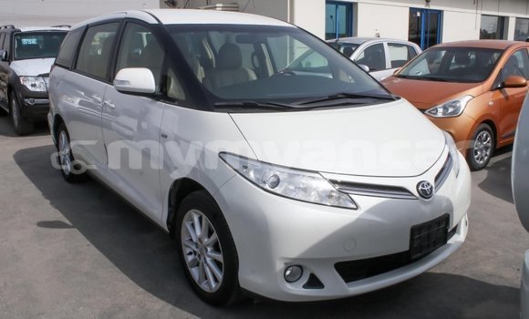 Buy Import Toyota Previa White Car in Import - Dubai in Ayeyarwady Buy Import Toyota Previa White Car in Import - Dubai in Ayeyarwady