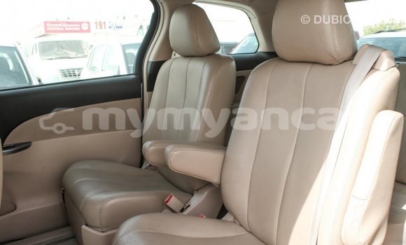 Buy Import Toyota Previa White Car in Import - Dubai in Ayeyarwady Buy Import Toyota Previa White Car in Import - Dubai in Ayeyarwady
