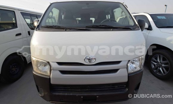 သွင်းကုန် Toyota Hiace White ကား Import - Dubai Ayeyarwady သွင်းကုန် Toyota Hiace White ကား Import - Dubai Ayeyarwady