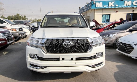 Acheter Import Voiture Toyota Land Cruiser Blanc à Import - Dubai, #<Region:0x000000000c5121b8> Acheter Import Voiture Toyota Land Cruiser Blanc à Import - Dubai, #<Region:0x000000000c5121b8>