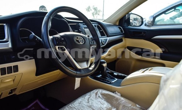 Buy Import Toyota Highlander Black Car in Import - Dubai in Ayeyarwady Buy Import Toyota Highlander Black Car in Import - Dubai in Ayeyarwady