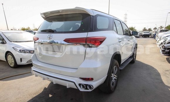 Buy Import Toyota Fortuner White Car in Import - Dubai in Ayeyarwady Buy Import Toyota Fortuner White Car in Import - Dubai in Ayeyarwady