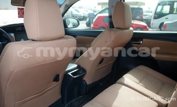 Buy Import Toyota Fortuner White Car in Import - Dubai in Ayeyarwady Buy Import Toyota Fortuner White Car in Import - Dubai in Ayeyarwady