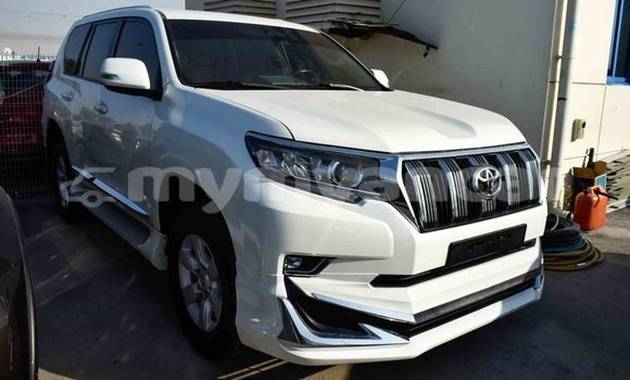 သွင်းကုန် Toyota Prado White ကား Import - Dubai Ayeyarwady သွင်းကုန် Toyota Prado White ကား Import - Dubai Ayeyarwady