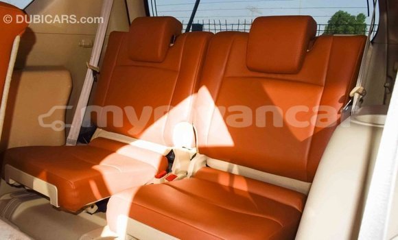 သွင်းကုန် Toyota Prado White ကား Import - Dubai Ayeyarwady သွင်းကုန် Toyota Prado White ကား Import - Dubai Ayeyarwady