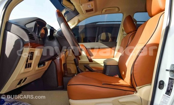 သွင်းကုန် Toyota Prado White ကား Import - Dubai Ayeyarwady သွင်းကုန် Toyota Prado White ကား Import - Dubai Ayeyarwady