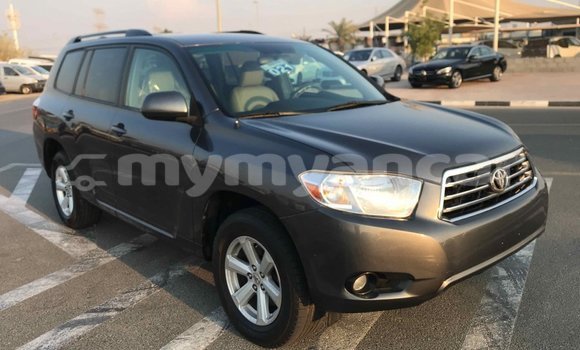 Buy Import Toyota Highlander Other Car in Import - Dubai in Ayeyarwady Buy Import Toyota Highlander Other Car in Import - Dubai in Ayeyarwady