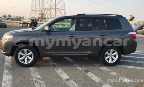 Buy Import Toyota Highlander Other Car in Import - Dubai in Ayeyarwady Buy Import Toyota Highlander Other Car in Import - Dubai in Ayeyarwady