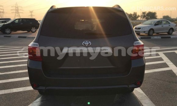 Buy Import Toyota Highlander Other Car in Import - Dubai in Ayeyarwady Buy Import Toyota Highlander Other Car in Import - Dubai in Ayeyarwady