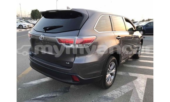 Buy Import Toyota Highlander Other Car in Import - Dubai in Ayeyarwady Buy Import Toyota Highlander Other Car in Import - Dubai in Ayeyarwady