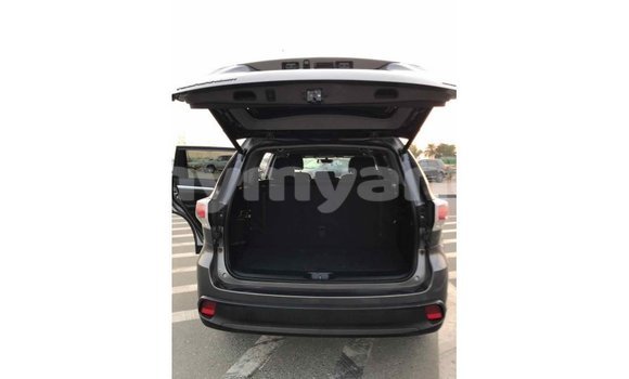 Buy Import Toyota Highlander Other Car in Import - Dubai in Ayeyarwady Buy Import Toyota Highlander Other Car in Import - Dubai in Ayeyarwady