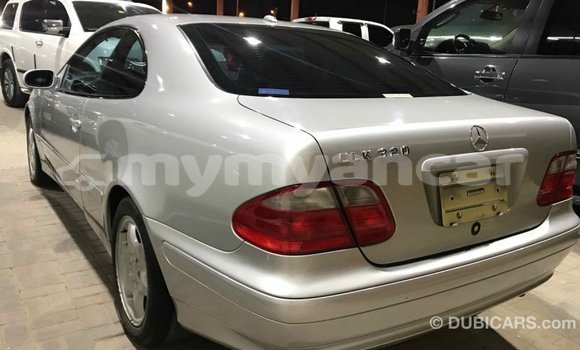 Buy Import Mercedes-Benz 190 (W201) Other Car in Import - Dubai in Ayeyarwady Buy Import Mercedes-Benz 190 (W201) Other Car in Import - Dubai in Ayeyarwady
