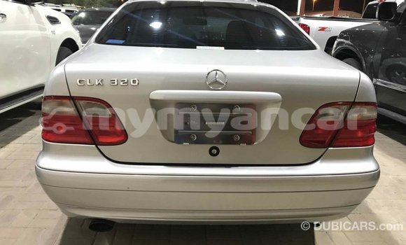 Buy Import Mercedes-Benz 190 (W201) Other Car in Import - Dubai in Ayeyarwady Buy Import Mercedes-Benz 190 (W201) Other Car in Import - Dubai in Ayeyarwady