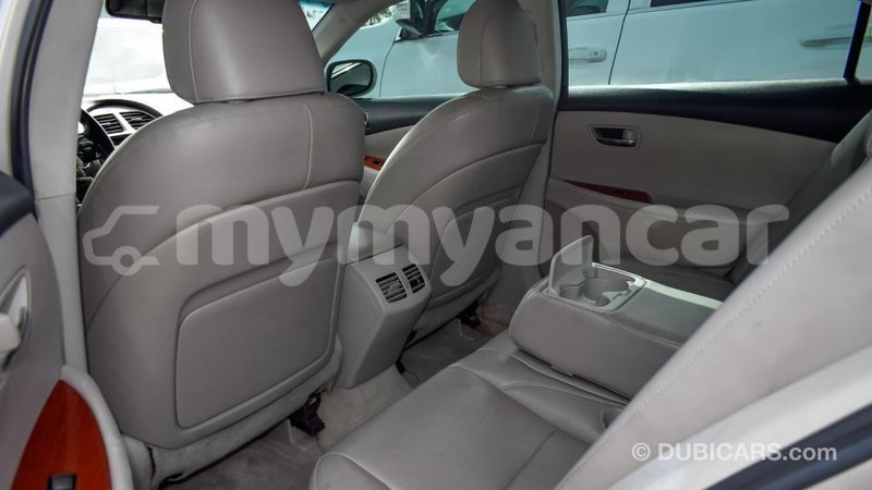 Big with watermark lexus es ayeyarwady import dubai 1406