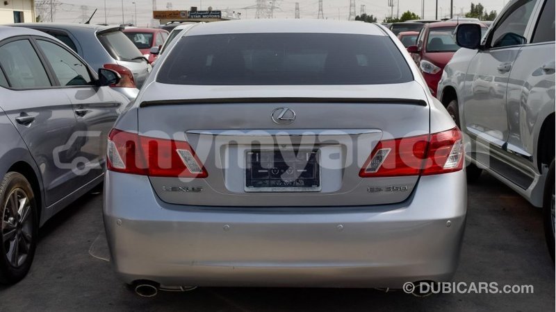 Big with watermark lexus es ayeyarwady import dubai 1406