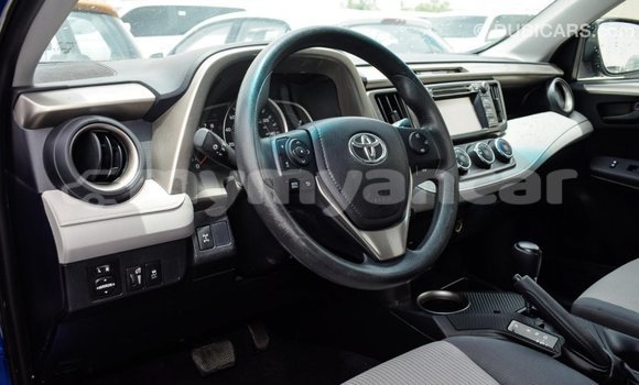 Buy Import Toyota HiAce Blue Truck in Import - Dubai in Ayeyarwady Buy Import Toyota HiAce Blue Truck in Import - Dubai in Ayeyarwady