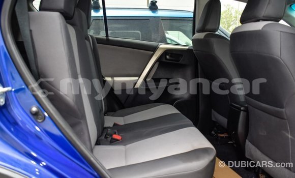 Buy Import Toyota HiAce Blue Truck in Import - Dubai in Ayeyarwady Buy Import Toyota HiAce Blue Truck in Import - Dubai in Ayeyarwady