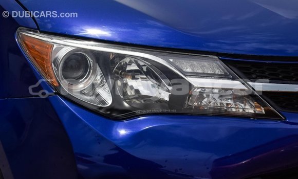 Buy Import Toyota HiAce Blue Truck in Import - Dubai in Ayeyarwady Buy Import Toyota HiAce Blue Truck in Import - Dubai in Ayeyarwady