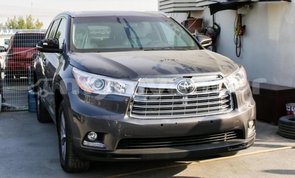 Buy Import Toyota Highlander Other Car in Import - Dubai in Ayeyarwady Buy Import Toyota Highlander Other Car in Import - Dubai in Ayeyarwady