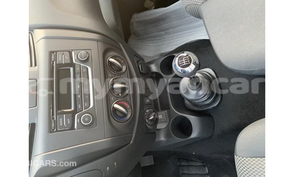 Buy Import Nissan Navara Other Car in Import - Dubai in Ayeyarwady Buy Import Nissan Navara Other Car in Import - Dubai in Ayeyarwady