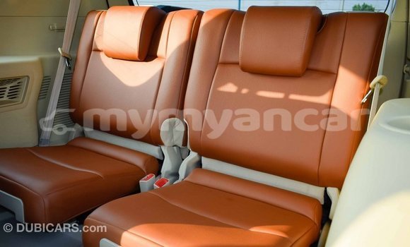 Acheter Import Voiture Toyota Prado Blanc à Import - Dubai, #<Region:0x000000000c5121b8> Acheter Import Voiture Toyota Prado Blanc à Import - Dubai, #<Region:0x000000000c5121b8>