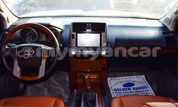 သွင်းကုန် Toyota Prado White ကား Import - Dubai Ayeyarwady သွင်းကုန် Toyota Prado White ကား Import - Dubai Ayeyarwady