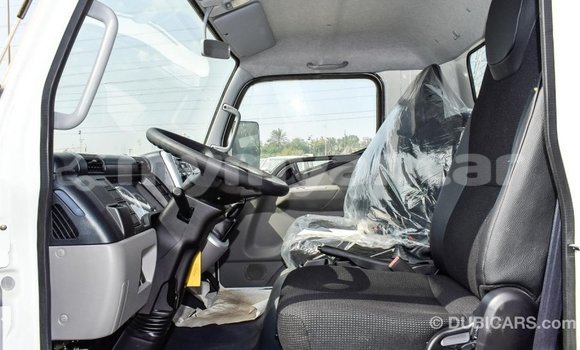 သွင်းကုန် Mitsubishi L400 White ထရပ်ကား Import - Dubai Ayeyarwady သွင်းကုန် Mitsubishi L400 White ထရပ်ကား Import - Dubai Ayeyarwady