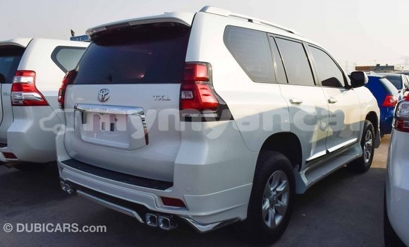 သွင်းကုန် Toyota Prado White ကား Import - Dubai Ayeyarwady သွင်းကုန် Toyota Prado White ကား Import - Dubai Ayeyarwady