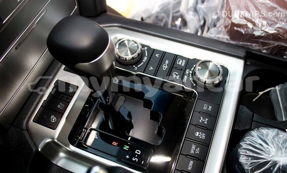 Buy Import Toyota Land Cruiser Black Car in Import - Dubai in Ayeyarwady Buy Import Toyota Land Cruiser Black Car in Import - Dubai in Ayeyarwady