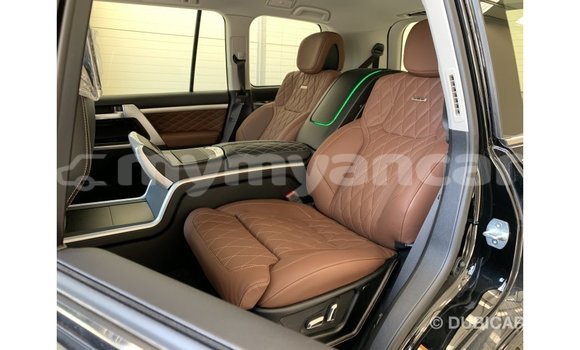 Buy Import Toyota Land Cruiser Black Car in Import - Dubai in Ayeyarwady Buy Import Toyota Land Cruiser Black Car in Import - Dubai in Ayeyarwady