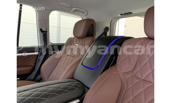 Buy Import Toyota Land Cruiser Black Car in Import - Dubai in Ayeyarwady Buy Import Toyota Land Cruiser Black Car in Import - Dubai in Ayeyarwady
