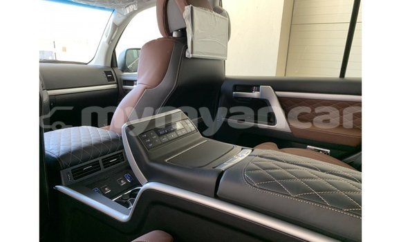 Buy Import Toyota Land Cruiser Black Car in Import - Dubai in Ayeyarwady Buy Import Toyota Land Cruiser Black Car in Import - Dubai in Ayeyarwady