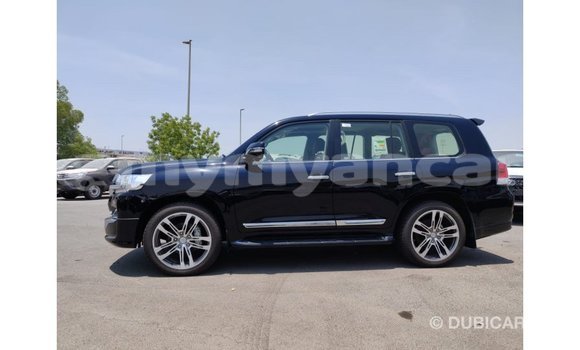 Buy Import Toyota Land Cruiser Black Car in Import - Dubai in Ayeyarwady Buy Import Toyota Land Cruiser Black Car in Import - Dubai in Ayeyarwady