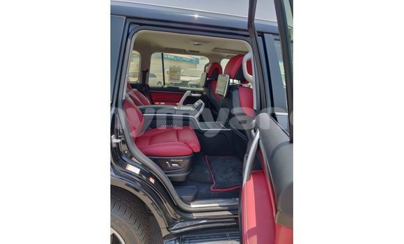 Buy Import Toyota Land Cruiser Black Car in Import - Dubai in Ayeyarwady Buy Import Toyota Land Cruiser Black Car in Import - Dubai in Ayeyarwady