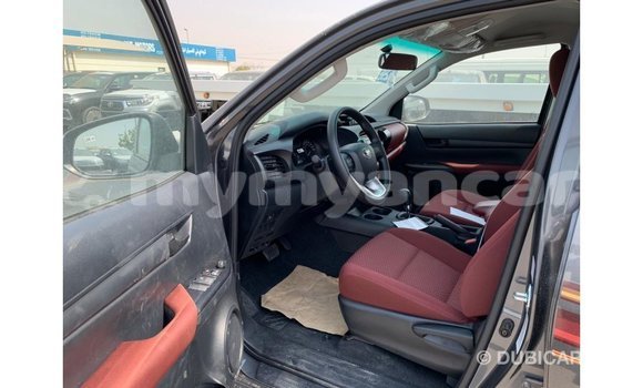 Buy Import Toyota Hilux Other Car in Import - Dubai in Ayeyarwady Buy Import Toyota Hilux Other Car in Import - Dubai in Ayeyarwady