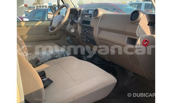 Buy Import Toyota Land Cruiser Beige Car in Import - Dubai in Ayeyarwady Buy Import Toyota Land Cruiser Beige Car in Import - Dubai in Ayeyarwady