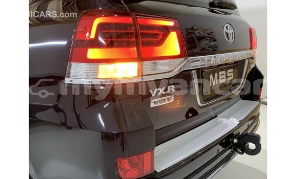Buy Import Toyota Land Cruiser Black Car in Import - Dubai in Ayeyarwady Buy Import Toyota Land Cruiser Black Car in Import - Dubai in Ayeyarwady
