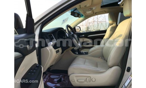 သွင်းကုန် Toyota Highlander Other ကား Import - Dubai Ayeyarwady သွင်းကုန် Toyota Highlander Other ကား Import - Dubai Ayeyarwady