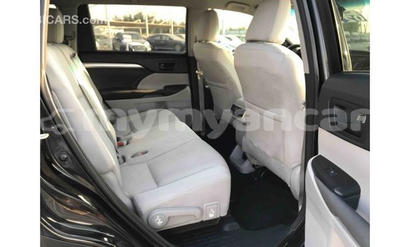 Buy Import Toyota Highlander Black Car in Import - Dubai in Ayeyarwady Buy Import Toyota Highlander Black Car in Import - Dubai in Ayeyarwady