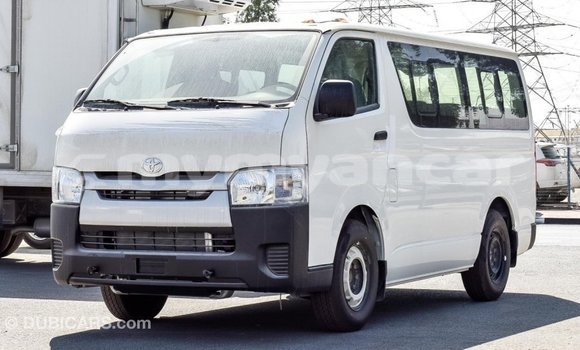 Buy Import Toyota Hiace White Car in Import - Dubai in Ayeyarwady Buy Import Toyota Hiace White Car in Import - Dubai in Ayeyarwady