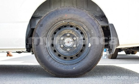 Buy Import Toyota Hiace White Car in Import - Dubai in Ayeyarwady Buy Import Toyota Hiace White Car in Import - Dubai in Ayeyarwady