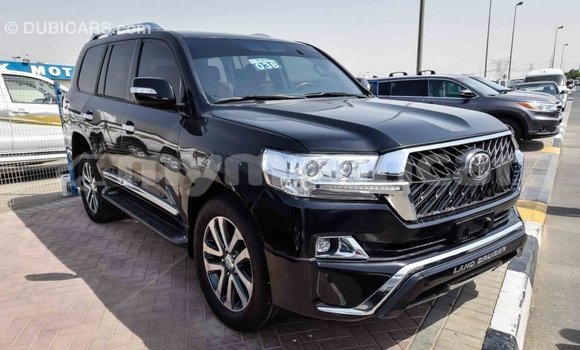 Buy Import Toyota Land Cruiser Black Car in Import - Dubai in Ayeyarwady Buy Import Toyota Land Cruiser Black Car in Import - Dubai in Ayeyarwady