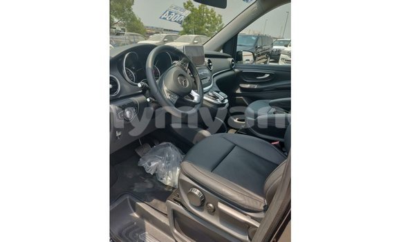 Buy Import Mercedes-Benz 250 Black Car in Import - Dubai in Ayeyarwady Buy Import Mercedes-Benz 250 Black Car in Import - Dubai in Ayeyarwady